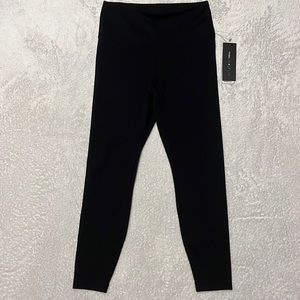 NWT Yogalicious Lux Black High Waisted Full Length Leggings | M